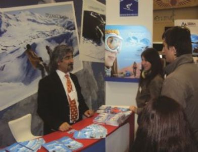 Erciyes, Rusya ve Ukrayna'da Görücüye Çıktı