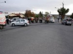 Eskişehir'de Traktörle Otomobil Çarpıştı: 3 Yaralı