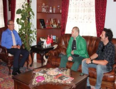 Paris Hilton Kapadokya’da Film Çekecek