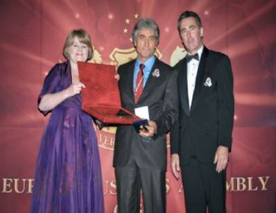 Prof. Dr. Ramazan Korkmaz’a Avrupa’dan “Yılın Rektörü” Ödülü