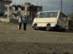 ORHAN KEMAL - Yol Çöktü Minibüs Yan Yattı