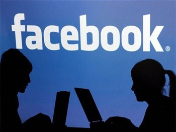 Facebook 1 Milyar Kullanıcıya Ulaştı