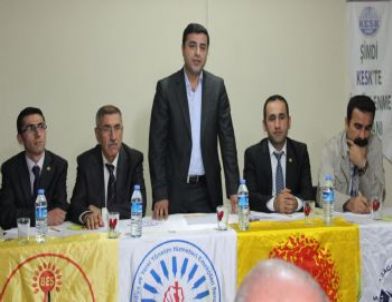 Demirtaş, Stk Temsilcileri İle Bir Araya Geldi