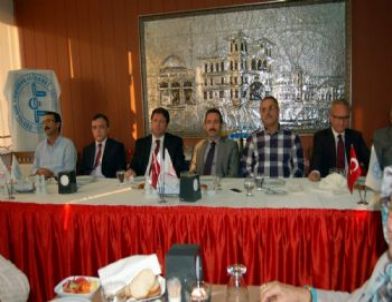 Din Görevlilerinden Şehit Aileleri ve Gazilere Yemek