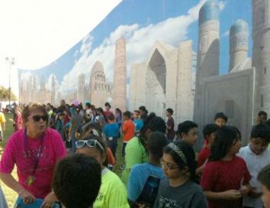 Teksas'taki Festivalde Adana Tanıtıldı