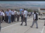 MEHMET BOZDAĞ - Adana'da Trafik Kazası: 17 Yaralı