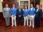 OKÇULAR - Avrupa Şampiyonları Başkan Kocaoğlu İle Buluştu