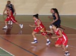 NEÜ Bayan Basket Takımı Niğde Türk Telekom Bayan Basket Takımını 66-44 Yendi