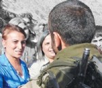 ÖZEL YETKİLİ - BDP’li vekillerin ‘kucaklaşma’ fezlekesi hazır