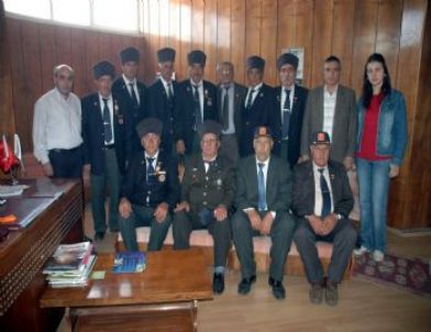 Eşme Thk Bu Yıl Bin 560 Kurban Derisi Topladı