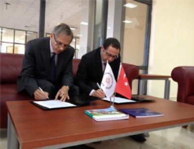 İyte, İngiltere'nin Readıng Üniversitesi İle İşbirliği Yapacak