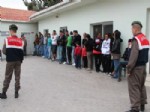 ERITRE - Selçuk’ta 26 Kaçak Göçmen Yakalandı