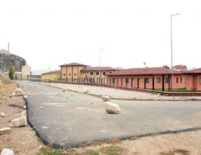 Sivas Sevgi Evleri'ne Kaya Tehdidi