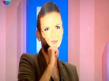 Hakan Akkaya'nın İvana Sert taklidi kırdı geçirdi