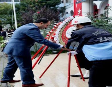 Başiskele'de Bayraklar Yarıya İndi