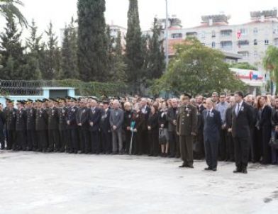 Bornova'da Atatürk Törenle Anıldı