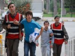 YAZıBAŞı - Kuşadası'ndan Gelen Hırsızlar Torbalı’da Yakalandı