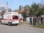 BABA OCAĞI - Şehit Üsteğmen'in Annesine Acı Haber Ambulansta Verildi