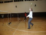YUSUF İZZET KARAMAN - Yıldız Badminton Milli Takımına Protokolden Oyunlu Destek