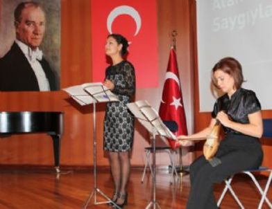 Ytü’de Atatürk Sevdiği Şarkılarla Anıldı