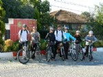 GÜZELÇAMLı - Ödemiş Bisiklet Grubu Güneşli Pazarı Değerlendirdi