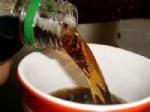 GAZLI İÇECEK - Şekerli ve gazlı içecekler kireçlenme yapabilir