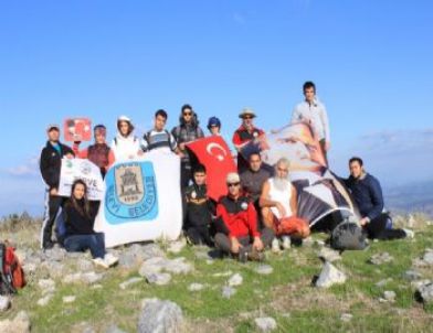 Selçuklu Dağcılar, Atatürk ve Cumhuriyet İçin Yürüdü