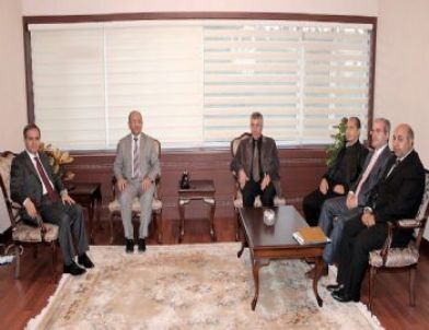 Orman Bölge Müdürü Coşkun, Vali Tapsız'ı Ziyaret Etti