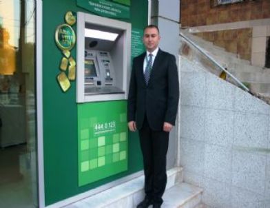 Atm’den Altın Çekiliyor
