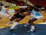 Tarsus Belediyesi, Bourges Basket takımına 65-61 yenildi