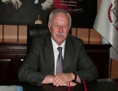 Kırşehir İl Milli Eğitim Müdürü Erdoğan Ayata Göreve Başladı