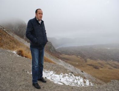 Yüksek Kesimlere Yılın İlk Karı Yağdı