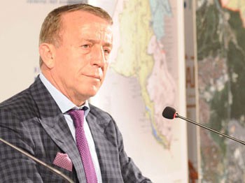 Ağaoğlu Maslak'ta kafasına göre at koşturamayacak