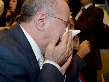 CHP'lilerden Meclis'te akıl almaz eylem