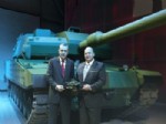 NECDET ÖZEL - Milli Tank Altay’ın Prototipi Başbakan Erdoğan'ın Katılımıyla Tanıtıldı (1)