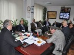 RUHI YıLMAZ - Ak Partili Belediye Başkanları Dursunbey'de Toplandı