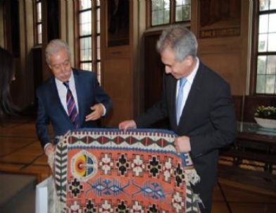 Feldmann Türk Heyetini Ağırladı