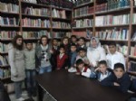 İBRAHIM İLHAN - Çogem Öğrencileri Halk Kütüphanesini Gezdi