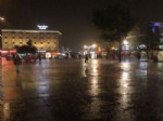 Bursa'da Sağanak Yağış Hayatı Olumsuz Etkiledi