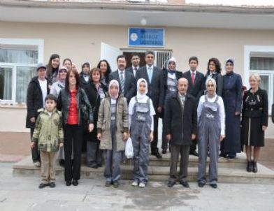 25 Bayandan Okul Tadilatı