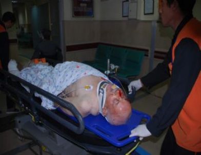 Camiden Çıkan Şahıs, Otomobilin Çarpması Sonucu Yaralandı