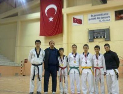 Elbistanlı Tekvandocuların Başarısı