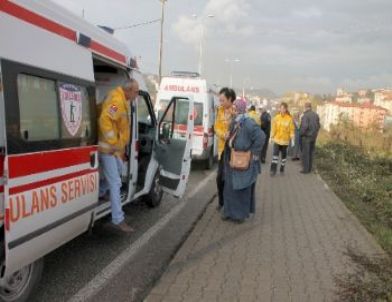 Ereğli'de Kontrolden Çıkan Kamyonet Takla Attı: 2 Yaralı