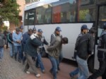 İzmir'de 7 İnsan Taciri Tutuklandı