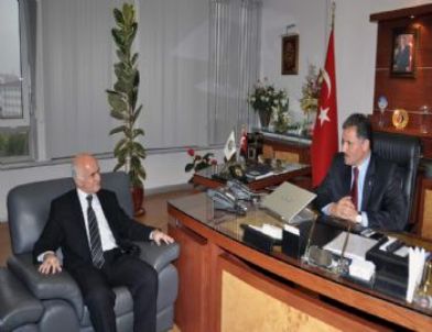 Kamu Hastaneleri Birliği Genel Sekreteri Uz.dr. Özdemir’den Çakır’a Ziyaret