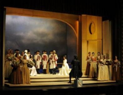 Mdob, ‘cosı Fan Tutte’ Operasını Yeniden Sahneledi