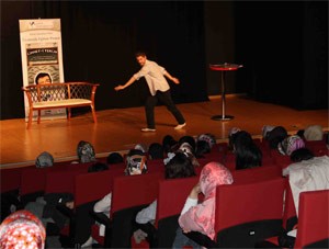 Öğretmenler tiyatroda