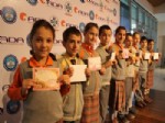 SAİT FAİK ABASIYANIK - Sakarya’da Bin 500 Çocuk, 'öğretmenler Günü Kutlama' Rekorunu Kırdı