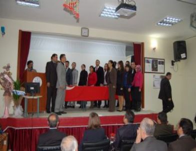 Gölbaşı İlçesinde 'öğretmenler Günü' Kutlandı