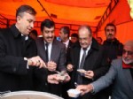 CAHİT BAĞCI - Milletvekilleri Aşure Dağıttı